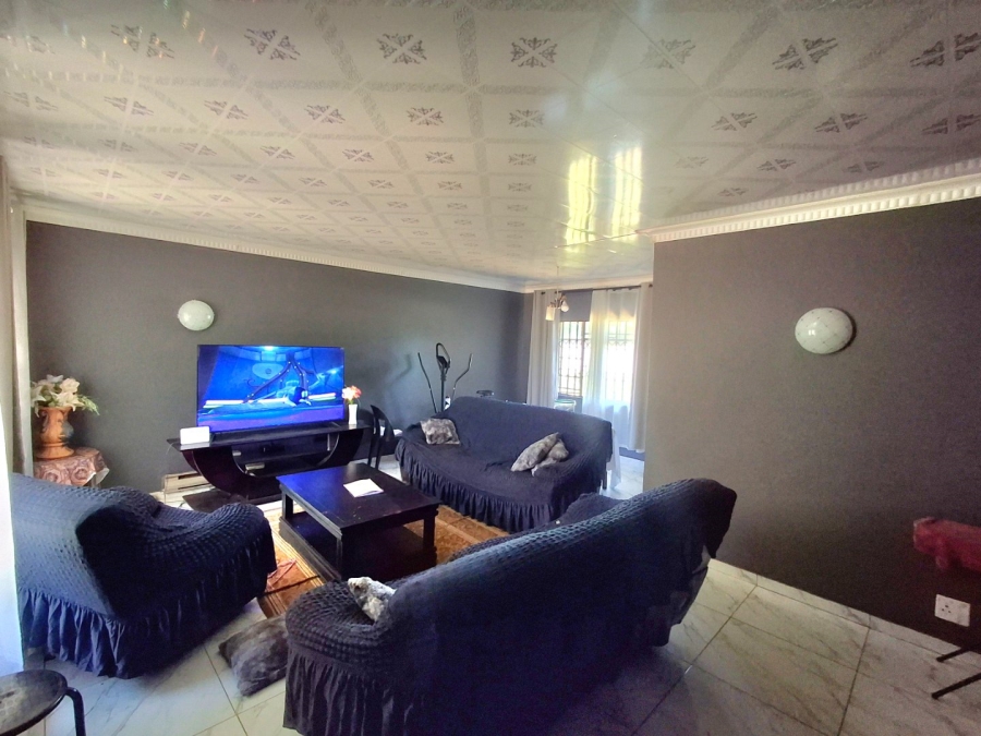 3 Bedroom Property for Sale in Roodia Free State